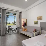 Sokrates Apartament *