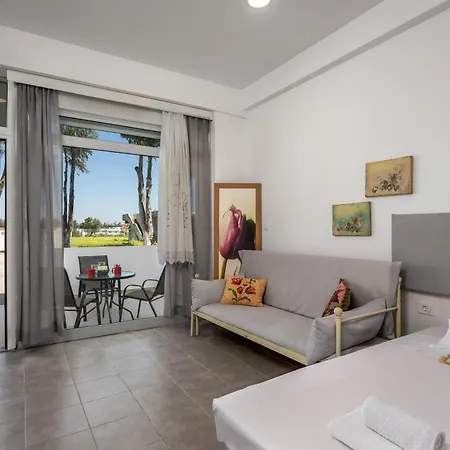 Sokrates Appartement *