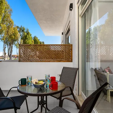 Sokrates Apartment *